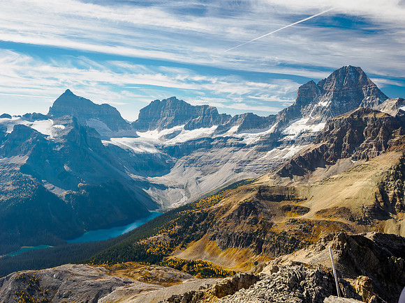 Views to Eon, Aye, Lunette and Assiniboine.