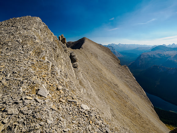 Traversing to a higher outlier peak east of Ely's Dome.