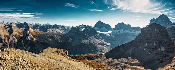 Views over Marvel Pass.