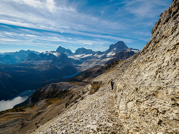 Descending from Wonder Peak to Wonder Pass.