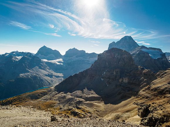 Views to Eon, Aye and Assiniboine.