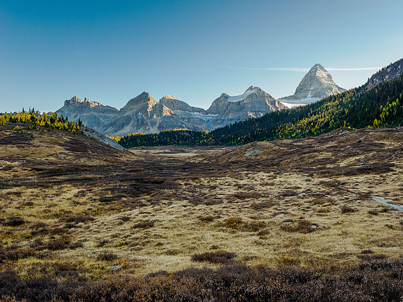 Hiking from Wonder Pass to Og Lake.