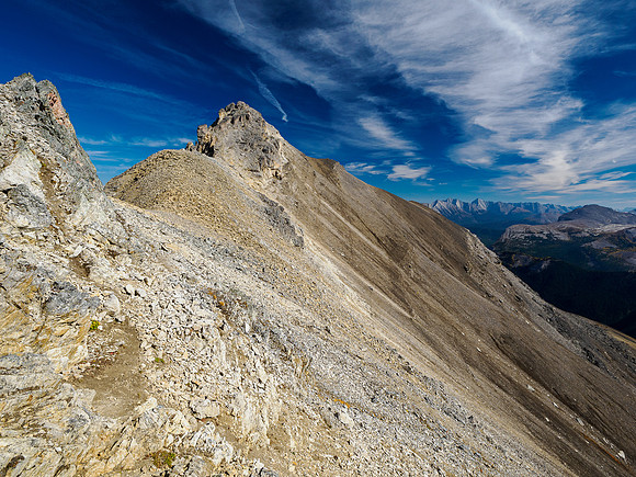 Descending from Wonder Peak to Wonder Pass.