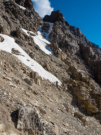 Exiting the mountain back to the Alcantara col via steep, loose scree.