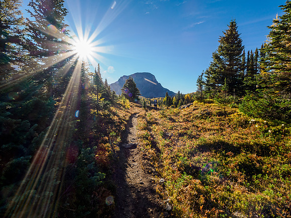 Hiking from Howard Douglas Lake to Citadel Pass.