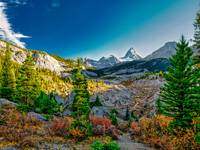 Hiking the Valley of the Rocks Trail to Og Lake.