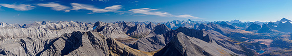 Distant views to Lougheed (L), Sir Douglas, Cone, Beersheba, Allenby, Mercer, Og, King George.