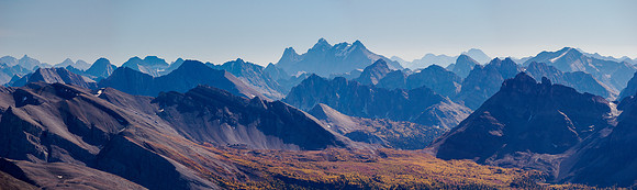 King George and the royal group over Wonder Pass.
