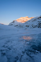 Approaching the Saskatchewan Glacier.