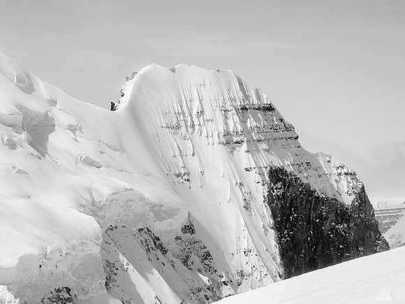 The stunning exposure of Twins Tower as seen from Stutfield Peak