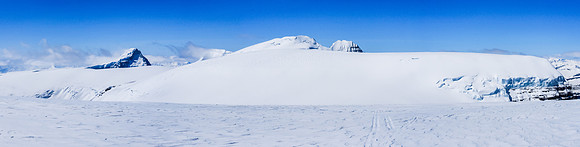 Summit panorama showing Columbia, North and Twins Tower and Stutfield Peak.