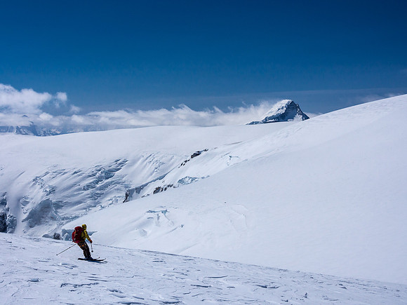 Skiing the west face of Stutfield NE.