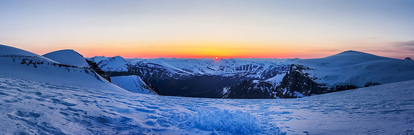 A gorgeous sunrise belies our situation early on Sunday morning.
