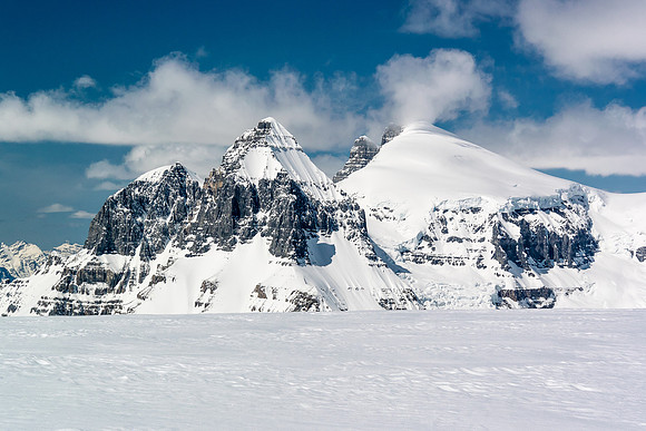 A magnificent view of the group of "Twins". From L to R, West, South, Tower and North Twin.