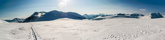 Looking back at our tracks. Andromeda, Androlumbia, Castleguard and Bryce from L to R.