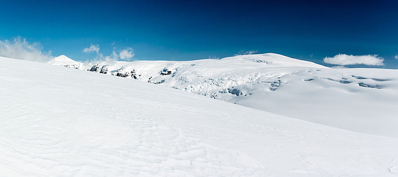 Looking back over the trench towards Snow Dome.