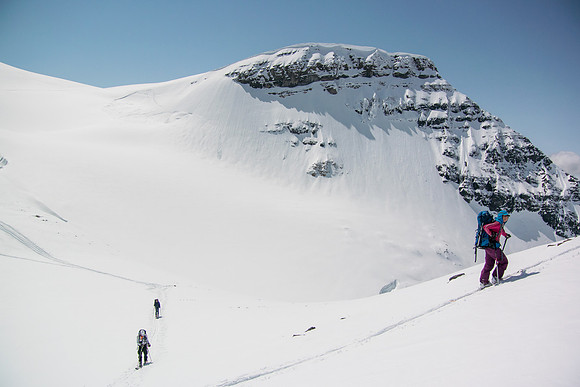 The CSMC group takes their turn on the south ridge of Cromwell.
