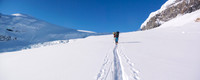 Clear sailing between the two headwalls on the icefall.