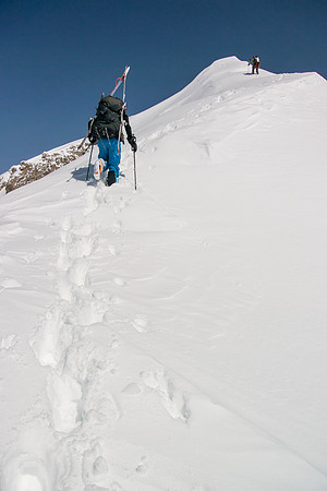 Starting up the south ridge of Cromwell.