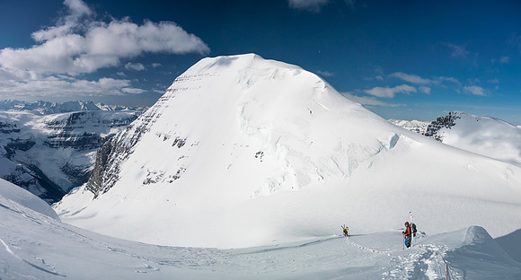 Descending to the South Twin col on North Twin's south ridge. Last time I was here, this was all scree.