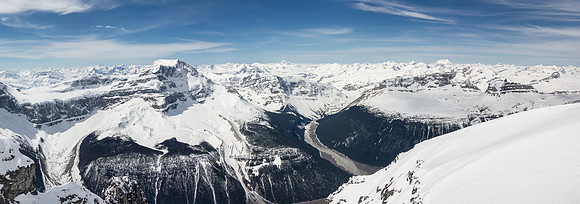 King Edward and the Columbia River valley FAR below (2000+ meters!). Tsar, Clemenceau and many, many other peaks are in this stunning view.