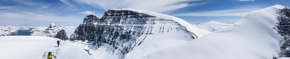 Looking back at Alberta, Twin's Tower, North Twin, Stutfield and South Twin from the summit of West Twin.