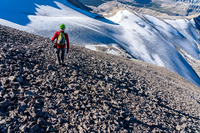Starting the fast descent of the SW face.