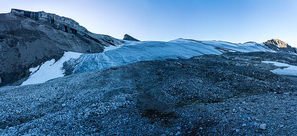 Nearing the Deluc Glacier.