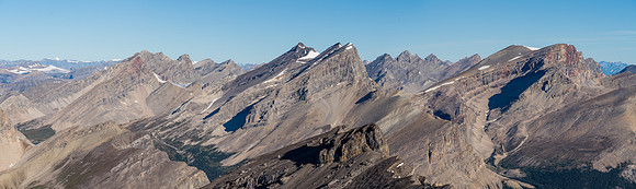 A panorama over the Clearwater River to Clearwater (L), Murchison, Crown, Tower and Harris (R).