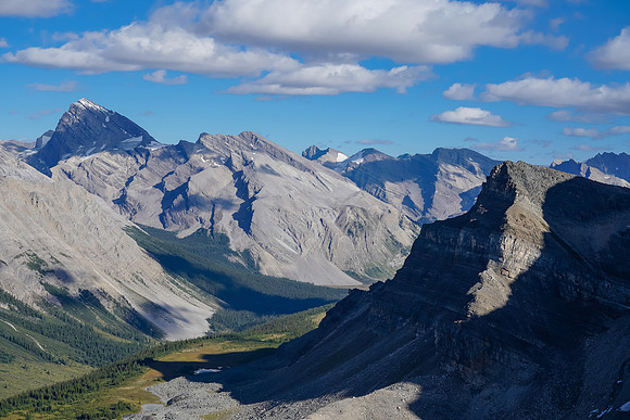 Cataract Peak rises at left over the Pipestone River Valley.