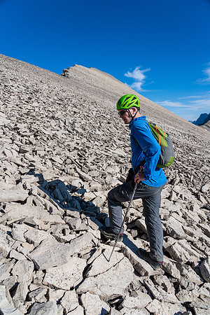 Interesting terrain to the summit - it's much, much further than it first appears!