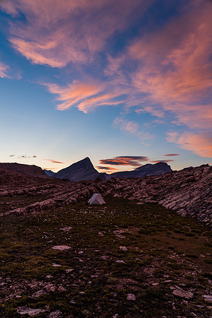 A gorgeous sunset over the Dip Slope bivy site.