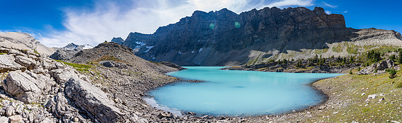 A very impressive view of Deluc's outliers looming over the pristine, beautiful hidden lake.