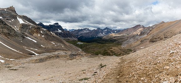 Descending to the Molar Meadows from North Molar Pass.