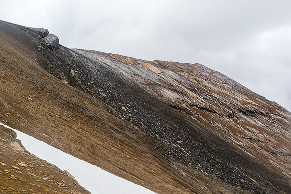I wondered if my true summit would be at the SE end of the ridge. It wasn't.
