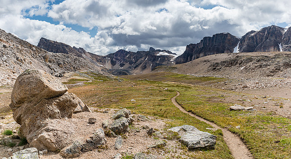 Looking back towards Minnow Peak as the sky clears.