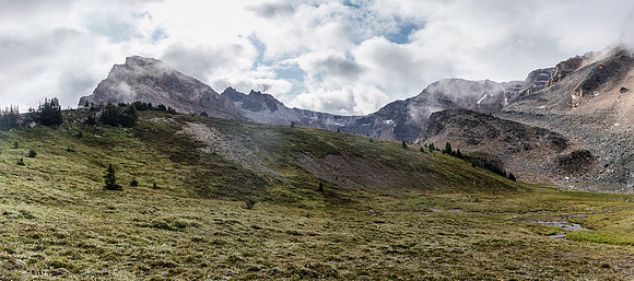 Minnow Peak in clouds as I start the alpine traverse off of the Fish Lakes trail.