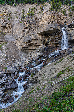 Descending the outlet stream back to the Clearwater Trail.
