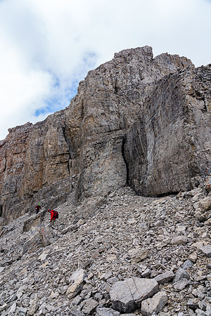 Abandoning any hope of standing on top of Mount Harris from the south side.