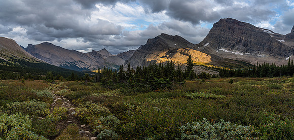 Views back down the Clearwater Trail to Dip Slope Mountain.
