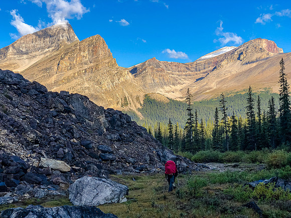 South Tower at upper left with Harris looming ahead as we work our way down valley.