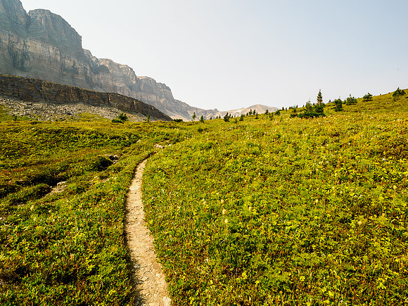 Hiking the Fish Lakes Trail to North Molar Pass.