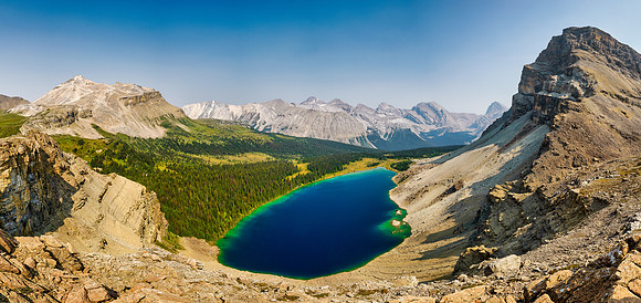 Fish Lakes and Minnow Peak (R).