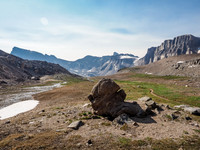 Striking landscapes as we descend the alpine valley towards Fish Lakes.