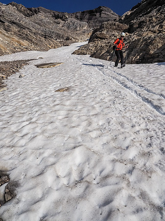 A delightfully quick descent utilizing the snow in the lower gully.