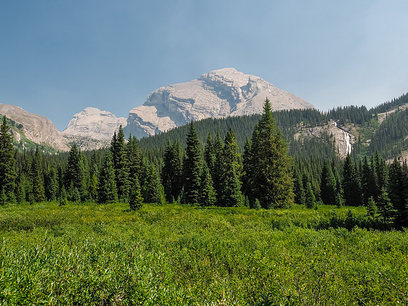 The low brush / river flats section where we crossed another creek requiring the shoes off. The "Cataract" namesake at distant right with "Little" Cataract rising beyond.
