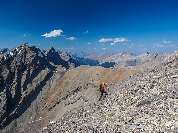 Starting to get glimpses into the very remote and rarely traveled Roaring Creek Valley.