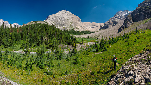 Continuing on towards our bivy site - we almost camped here but the ground was too wet. Little Cataract at center.