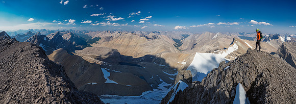 The shadows are growing long over the Roaring Creek Valley as we reluctantly think about heading back down to our bivy.