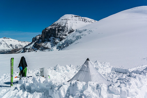 Camp is almost done. Andromeda and Androlumbia in the background.